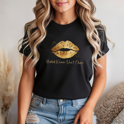 Gold Kiss Lips Tee | Gift for girlfriend| T-shirt For Wife | Empowerment Tee for Birthday