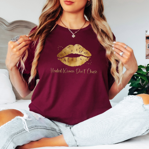 Gold Kiss Lips Tee | Gift for girlfriend| T-shirt For Wife | Empowerment Tee for Birthday